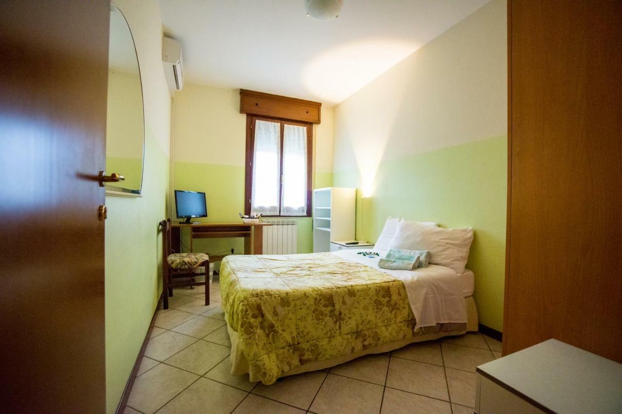Bed and Breakfast Adria Bella Locazione Turistica Екстер'єр фото